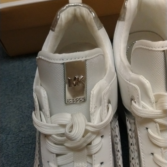 NWT MICHAEL Michael Kors Georgie Leather Wedge Trainers - Picture 8 of 10